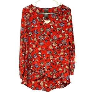 NWT Chelsea & Theodore Floral Blouse red floral flowy womens top size small